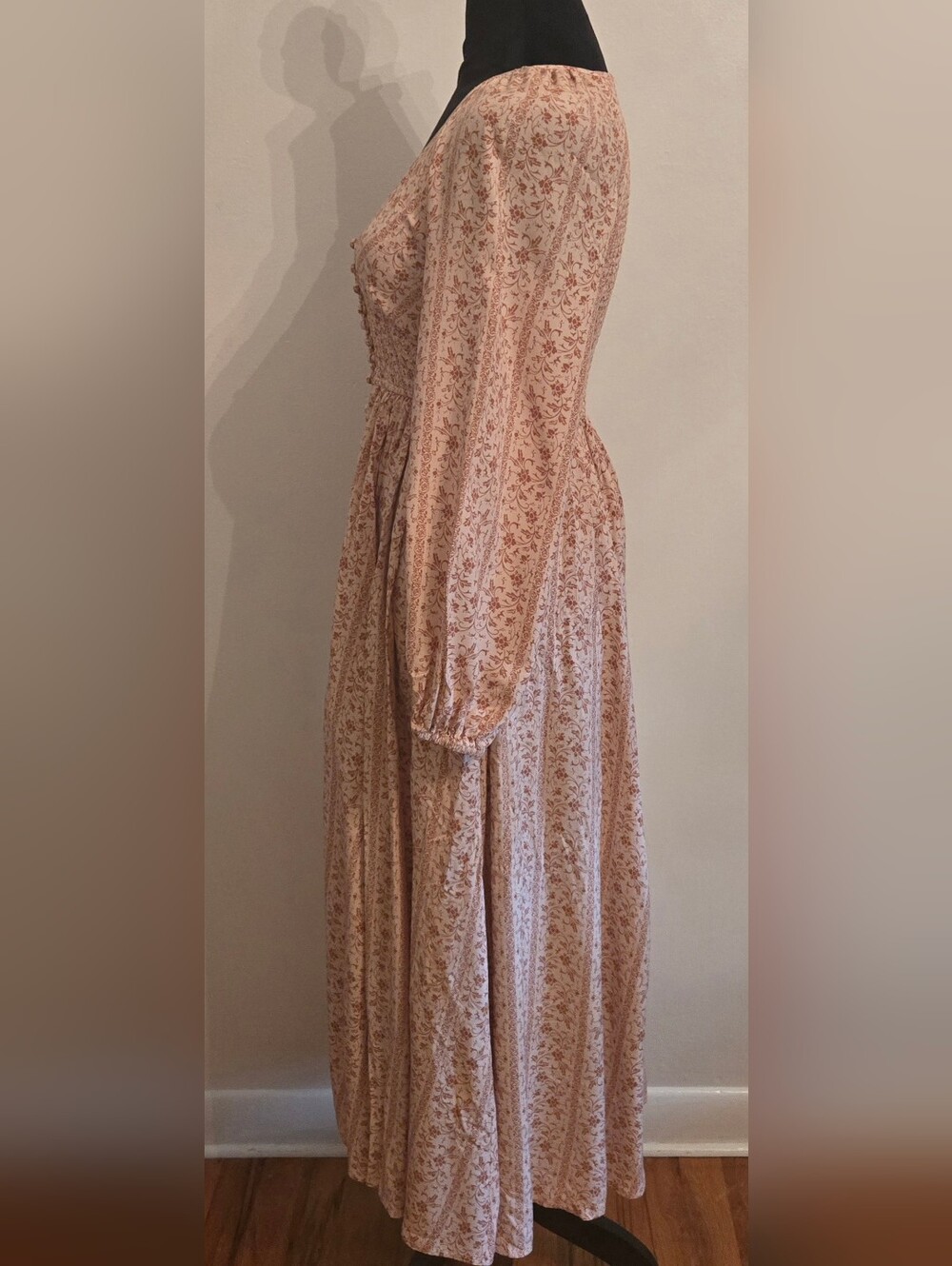 In Loom Dahlia Flowy Rayon Maxi Dress Smocked Long Sleeves Womens Size S - Picture 3 of 12
